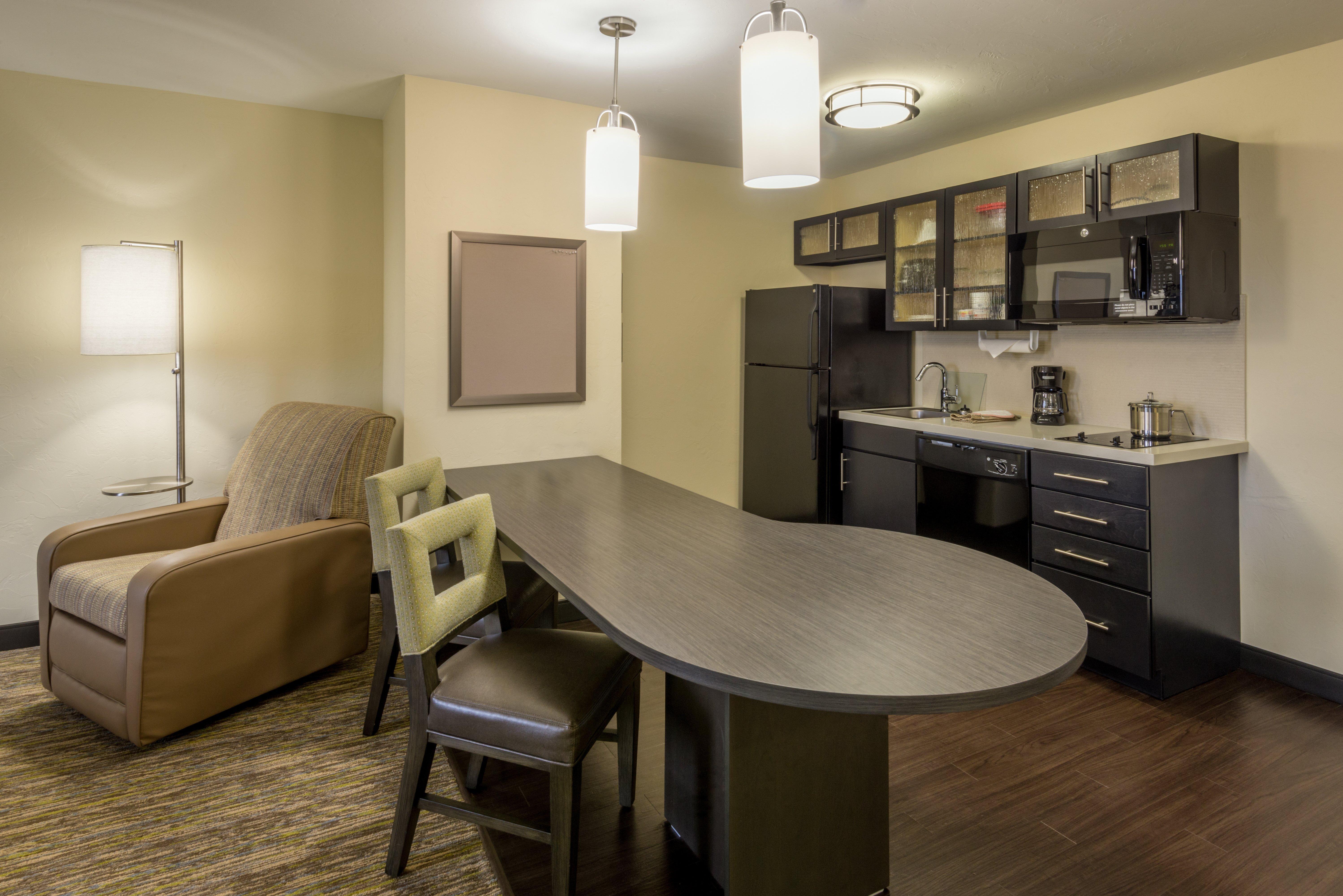 Candlewood Suites Del City By Ihg Extérieur photo