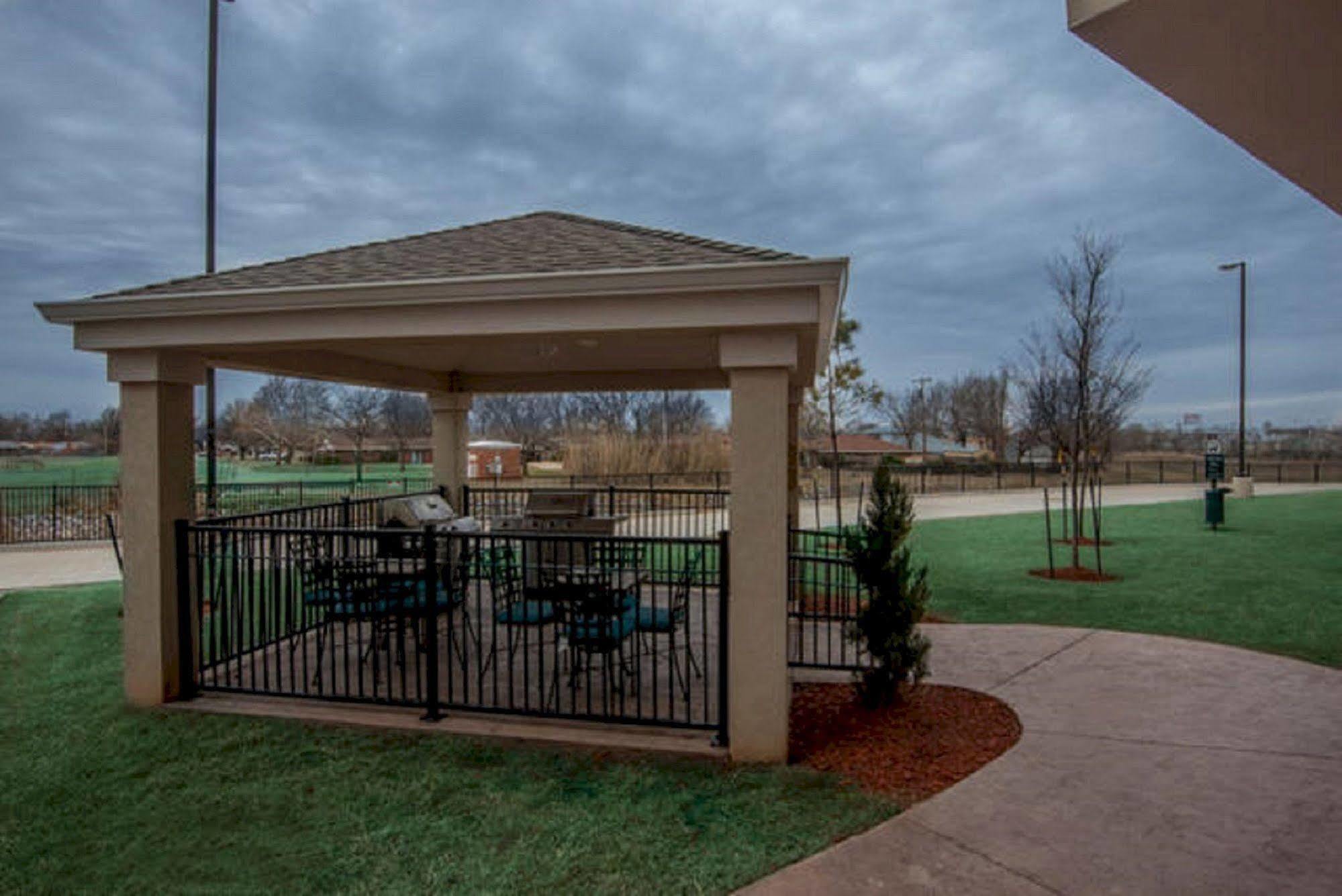 Candlewood Suites Del City By Ihg Extérieur photo